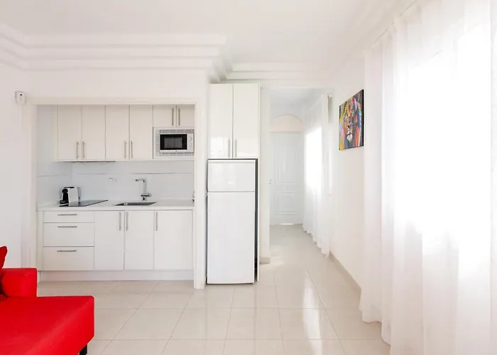 Sunset's Home: Sun, & Pool On A Heaven Of Calm *